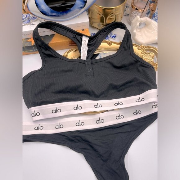 ALO Yoga Other - 🆕 ALO YOGA 🧿 BNWOT Icon Ribbed Henley Sports Bra + Icon Thong Bundle - Size L